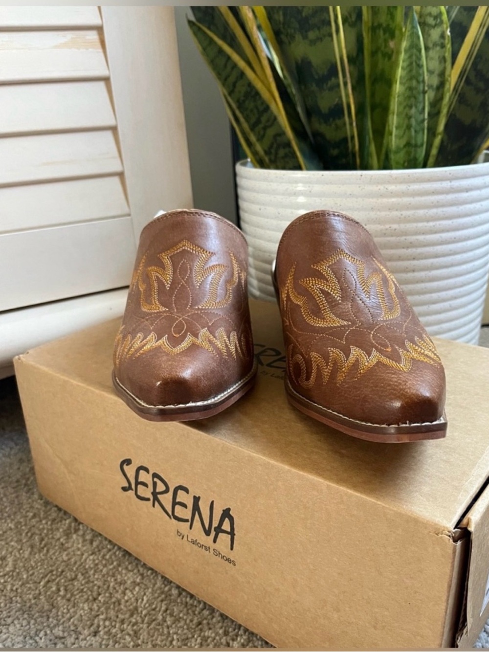 NIB LaForst Genuine Leather and Calf Hair 
Ranch Mules Size 7 “Irene”